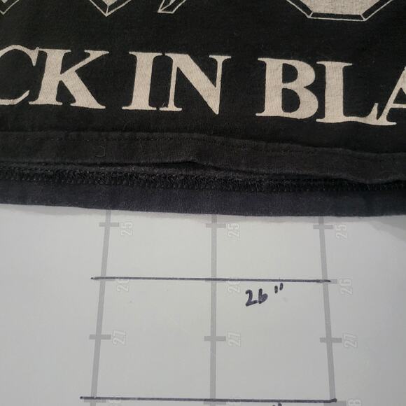 AC/DC Back in Black Band T Shirt Mens L Black 80s Retro Music Rock - Picture 8 of 8